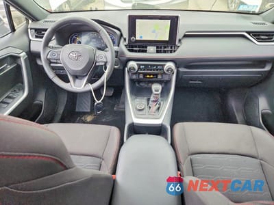 Zdjęcie 8 z 13 samochodu: 2024 TOYOTA RAV4 PRIME SE VIN:JTMAB3FV4RD193956 - miniatura