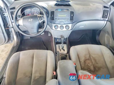 Zdjęcie 8 z 12 samochodu: 2010 HYUNDAI ELANTRA GLS VIN:KMHDU4AD6AU103055 - miniatura