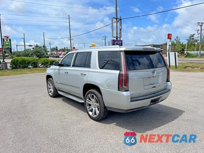 Trzecie zdjęcie samochodu z tyłu: 2015 CADILLAC ESCALADE LUXURY VIN:1GYS4BKJ7FR302897 - miniatura