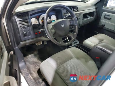 Zdjęcie 8 z 12 samochodu: 2010 DODGE DAKOTA ST VIN:1D7CW2BK1AS207904 - miniatura