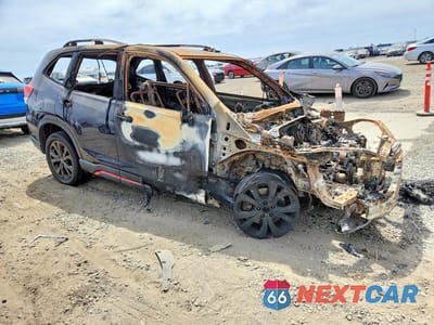 Czwarte zdjęcie samochodu z boku: 2020 SUBARU FORESTER SPORT VIN:JF2SKAMC8LH508396 - miniatura