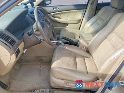 Zdjęcie 7 z 12 samochodu: 2006 HONDA ACCORD EX VIN:1HGCM56816A109549 - miniatura