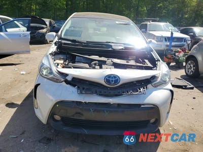 Piąte zdjęcie samochodu w środku: 2016 TOYOTA PRIUS V FIVE VIN:JTDZN3EU0GJ049130 - miniatura
