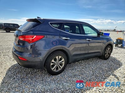 Trzecie zdjęcie samochodu z tyłu: 2016 HYUNDAI SANTA FE SPORT 2.4L VIN:5XYZTDLB7GG342763 - miniatura
