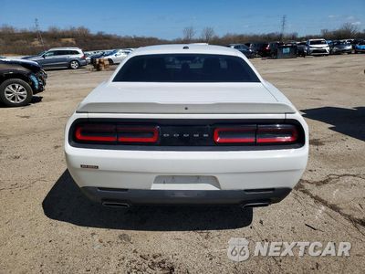Zdjęcie 6 z 13 samochodu: 2018 DODGE CHALLENGER SXT VIN:2C3CDZAG2JH161940 - miniatura