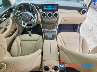 Zdjęcie 8 z 14 samochodu: 2021 MERCEDES-BENZ GLC 300 4MATIC VIN:W1N0G8EB8MF973689 - miniatura