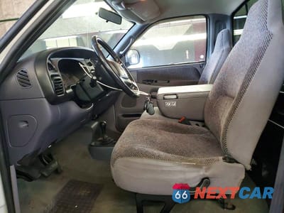 Zdjęcie 7 z 12 samochodu: 2002 DODGE RAM 2500 VIN:3B7KF26Z72M229204 - miniatura