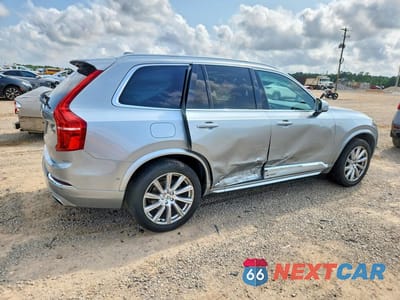 Trzecie zdjęcie samochodu z tyłu: 2017 VOLVO XC90 T6 VIN:YV4A22PL8H1132288 - miniatura