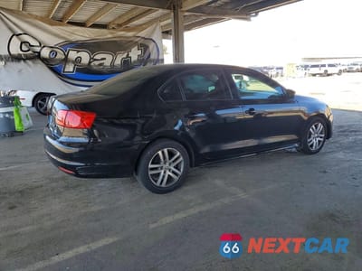 Trzecie zdjęcie samochodu z tyłu: 2013 VOLKSWAGEN JETTA BASE VIN:3VW2K7AJ5DM374459 - miniatura