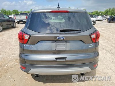 Zdjęcie 6 z 13 samochodu: 2019 FORD ESCAPE SE VIN:1FMCU0GD7KUA36690 - miniatura