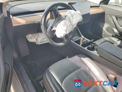 Zdjęcie 8 z 13 samochodu: 2018 TESLA MODEL 3 VIN:5YJ3E1EA2JF006987 - miniatura