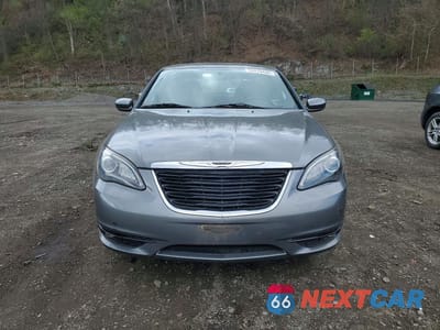 Piąte zdjęcie samochodu w środku: 2012 CHRYSLER 200 TOURING VIN:1C3CCBBG5CN306357 - miniatura