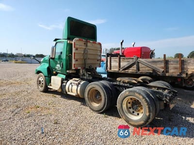 Trzecie zdjęcie samochodu z tyłu: 2019 INTERNATIONAL LT625 SEMI TRUCK VIN:3HCDZTZR9KL337477 - miniatura