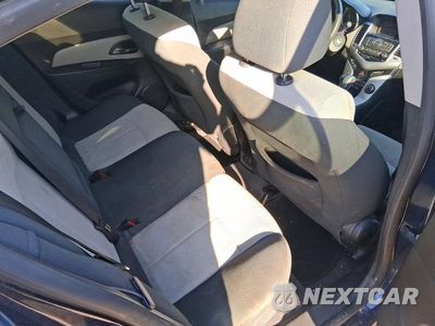 Zdjęcie 6 z 10 samochodu: 2011 CHEVROLET CRUZE LS VIN:1G1PC5SH2B7185628 - miniatura