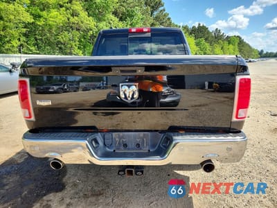 Zdjęcie 6 z 13 samochodu: 2018 RAM 1500 LARAMIE VIN:1C6RR6NT0JS143689 - miniatura