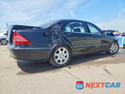 Trzecie zdjęcie samochodu z tyłu: 2004 MERCEDES-BENZ S 430 4MATIC VIN:WDBNG83JX4A412252 - miniatura