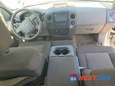 Zdjęcie 8 z 12 samochodu: 2006 FORD F150 VIN:1FTPX14516NA16872 - miniatura