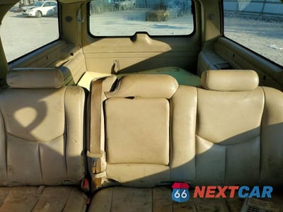 Zdjęcie 10 z 13 samochodu: 2003 CHEVROLET SUBURBAN K1500 VIN:3GNFK16Z43G140561 - miniatura