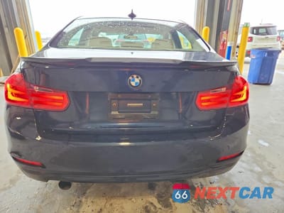 Zdjęcie 6 z 13 samochodu: 2013 BMW 328 XI VIN:WBA3B3G54DNR79506 - miniatura