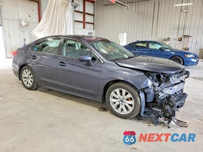 Czwarte zdjęcie samochodu z boku: 2015 SUBARU LEGACY 2.5I PREMIUM VIN:4S3BNBE61F3015813 - miniatura