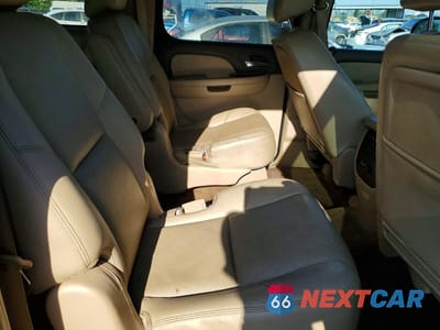 Zdjęcie 11 z 13 samochodu: 2013 CHEVROLET SUBURBAN K1500 LTZ VIN:1GNSKKE78DR211508 - miniatura