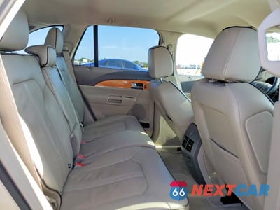 Zdjęcie 11 z 13 samochodu: 2015 LINCOLN MKX VIN:2LMDJ6JK4FBL30670 - miniatura
