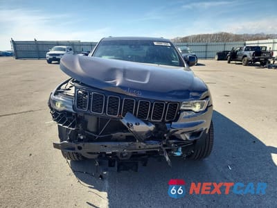 Piąte zdjęcie samochodu w środku: 2021 JEEP GRAND CHEROKEE LIMITED VIN:1C4RJFBG5MC704572 - miniatura