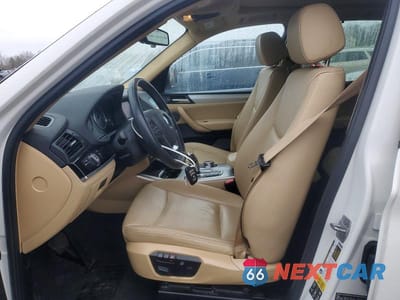 Zdjęcie 7 z 14 samochodu: 2017 BMW X3 VIN:5UXWX7C5XH0U42221 - miniatura