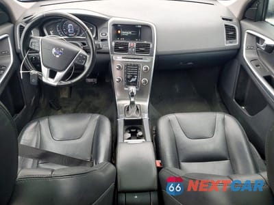 Zdjęcie 8 z 12 samochodu: 2016 VOLVO XC60 T6 PREMIER VIN:YV449MRK9G2902712 - miniatura