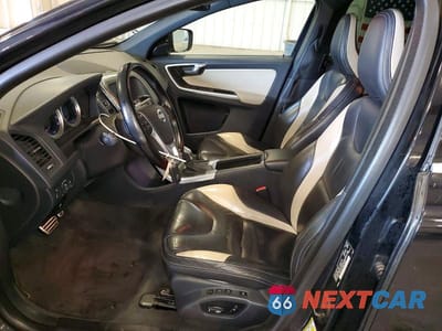 Zdjęcie 7 z 13 samochodu: 2013 VOLVO XC60 T6 VIN:YV4902DZ5D2399717 - miniatura