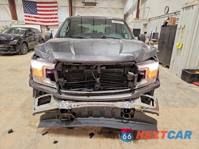 Piąte zdjęcie samochodu w środku: 2018 FORD F150 SUPERCREW VIN:1FTEW1EB8JFA19799 - miniatura