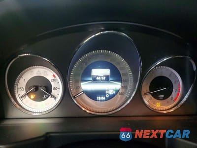 Zdjęcie 9 z 14 samochodu: 2013 MERCEDES-BENZ GLK 350 4MATIC VIN:WDCGG8JB6DG033794 - miniatura