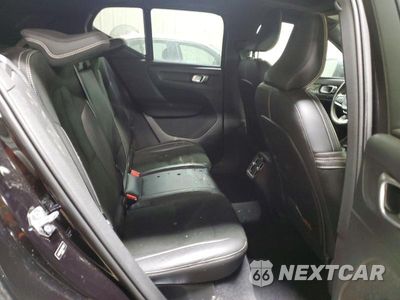 Zdjęcie 10 z 13 samochodu: 2020 VOLVO XC40 T5 R-DESIGN VIN:YV4162UM8L2274919 - miniatura
