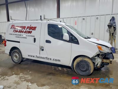 Czwarte zdjęcie samochodu z boku: 2017 NISSAN NV200 SV VIN:3N6CM0KN3HK703250 - miniatura