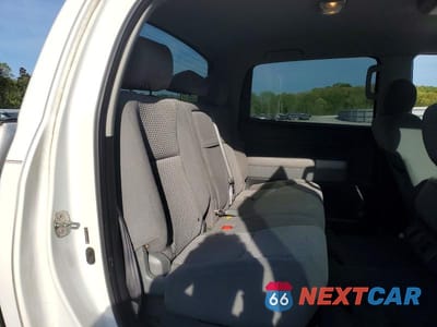 Zdjęcie 10 z 12 samochodu: 2007 TOYOTA TUNDRA CREWMAX SR5 VIN:5TBDV54107S480172 - miniatura