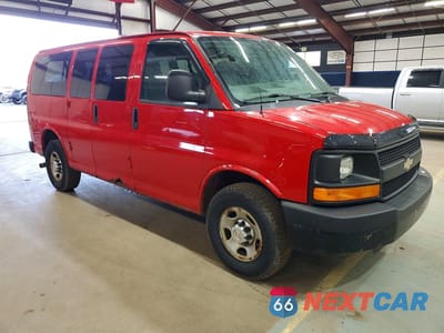 Czwarte zdjęcie samochodu z boku: 2012 CHEVROLET EXPRESS G2500 LS VIN:1GAWGPFG4C1197426 - miniatura
