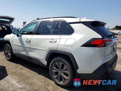 Drugie zdjęcie samochodu z przodu: 2022 TOYOTA RAV4 XLE PREMIUM VIN:2T3B6RFV4NW034329 - miniatura