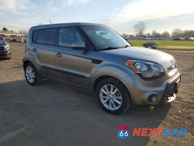 Czwarte zdjęcie samochodu z boku: 2012 KIA SOUL + VIN:KNDJT2A69C7401830 - miniatura