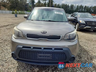 Piąte zdjęcie samochodu w środku: 2016 KIA SOUL BASE VIN:KNDJN2A23G7335031 - miniatura