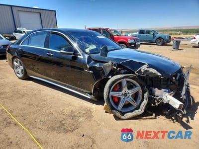 Czwarte zdjęcie samochodu z boku: 2016 MERCEDES-BENZ S 63 AMG VIN:WDDUG7JB3GA218045 - miniatura