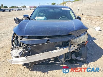 Piąte zdjęcie samochodu w środku: 2018 HONDA CIVIC EX VIN:2HGFC2F77JH573641 - miniatura