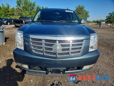 Piąte zdjęcie samochodu w środku: 2008 CADILLAC ESCALADE ESV VIN:1GYFK66848R167659 - miniatura