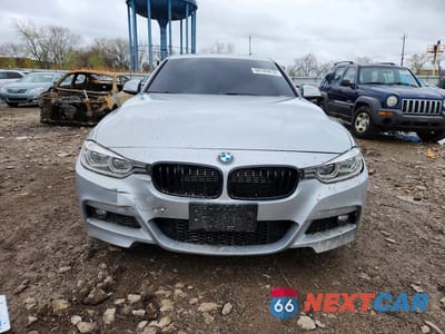 Piąte zdjęcie samochodu w środku: 2018 BMW 330E VIN:WBA8E1C51JA178039 - miniatura