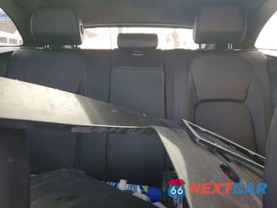 Zdjęcie 10 z 13 samochodu: 2019 JAGUAR F-PACE PREMIUM VIN:SADCJ2FX2KA609733 - miniatura
