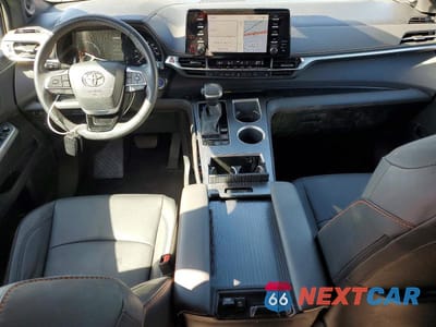 Zdjęcie 8 z 13 samochodu: 2021 TOYOTA SIENNA XSE 7-PASSENGER VIN:5TDDRKEC6MS067775 - miniatura