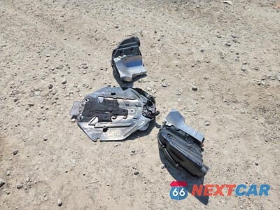 Zdjęcie 12 z 13 samochodu: 2013 BMW 550 XI VIN:WBAFU9C51DDY71074 - miniatura