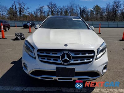 Piąte zdjęcie samochodu w środku: 2020 MERCEDES-BENZ GLA 250 4MATIC VIN:WDCTG4GB2LU024590 - miniatura