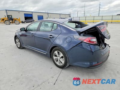 Drugie zdjęcie samochodu z przodu: 2015 KIA OPTIMA HYBRID BASE VIN:KNAGM4AD8F5085688 - miniatura