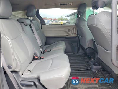 Zdjęcie 11 z 13 samochodu: 2023 TOYOTA SIENNA XLE VIN:5TDYRKEC9PS152731 - miniatura