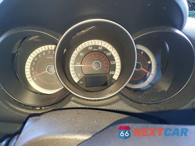 Zdjęcie 9 z 12 samochodu: 2010 KIA FORTE EX VIN:KNAFU4A25A5826639 - miniatura